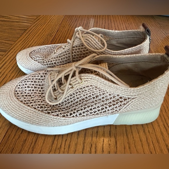 Sam Edelman Delma Tan Fabric Woven Wedge 1 1/2” Heel Sneakers - Picture 9 of 11